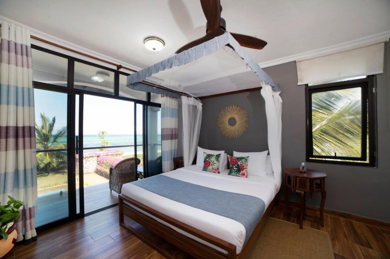 Kena Beach Villas Marumbi エクステリア 写真